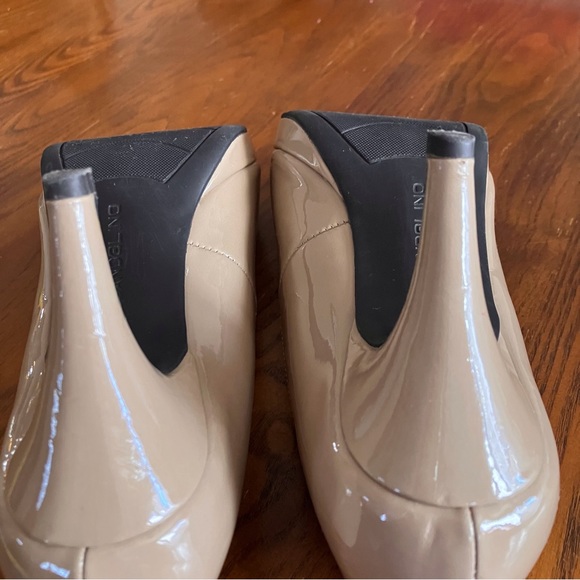 Bandolino Tan Peep Toe Pump 3” Size 8.5 - Picture 6 of 10